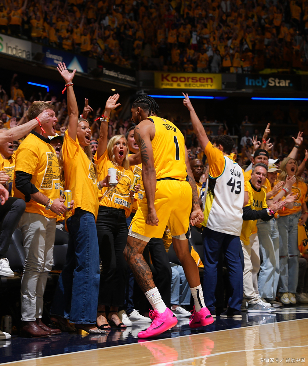 转折点！洛杉矶湖人战术微调；欧联加时末段攻防权衡；球迷炸锅；赛程密集仍需轮换的简单介绍