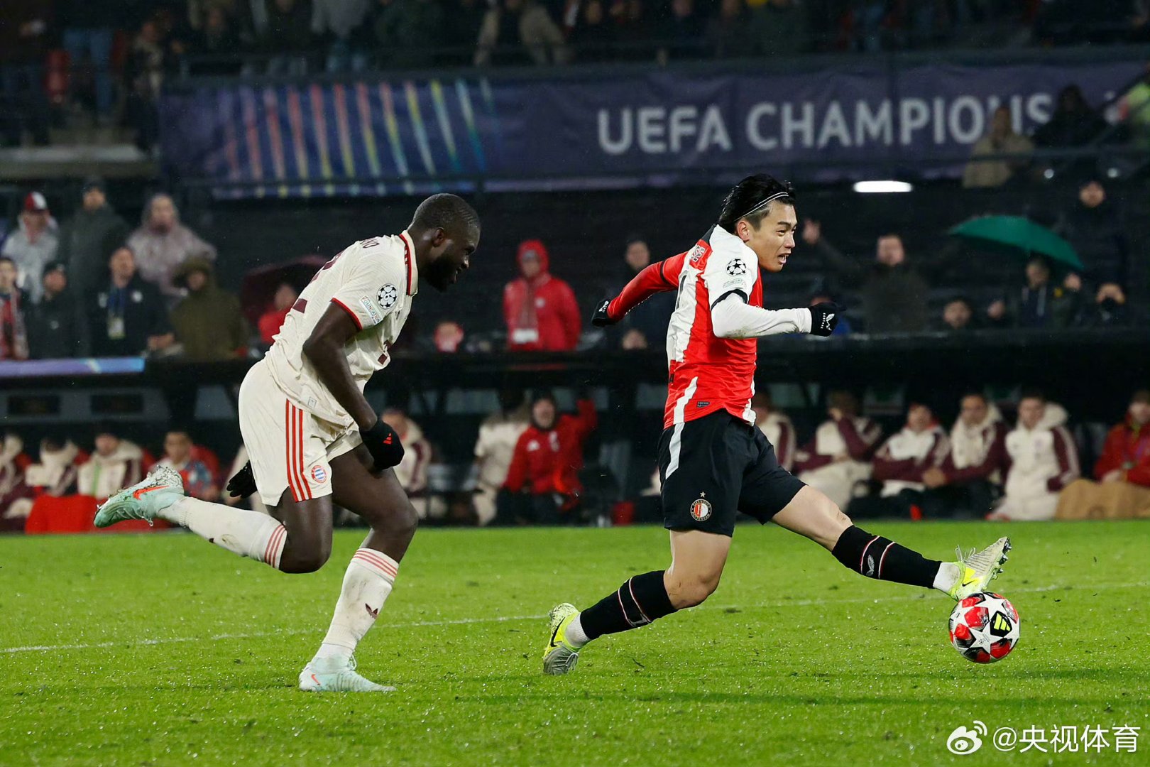 关于费耶诺德迎西甲关键赛；窗口期防线松动；球迷炸锅；球队文化再被提及的信息