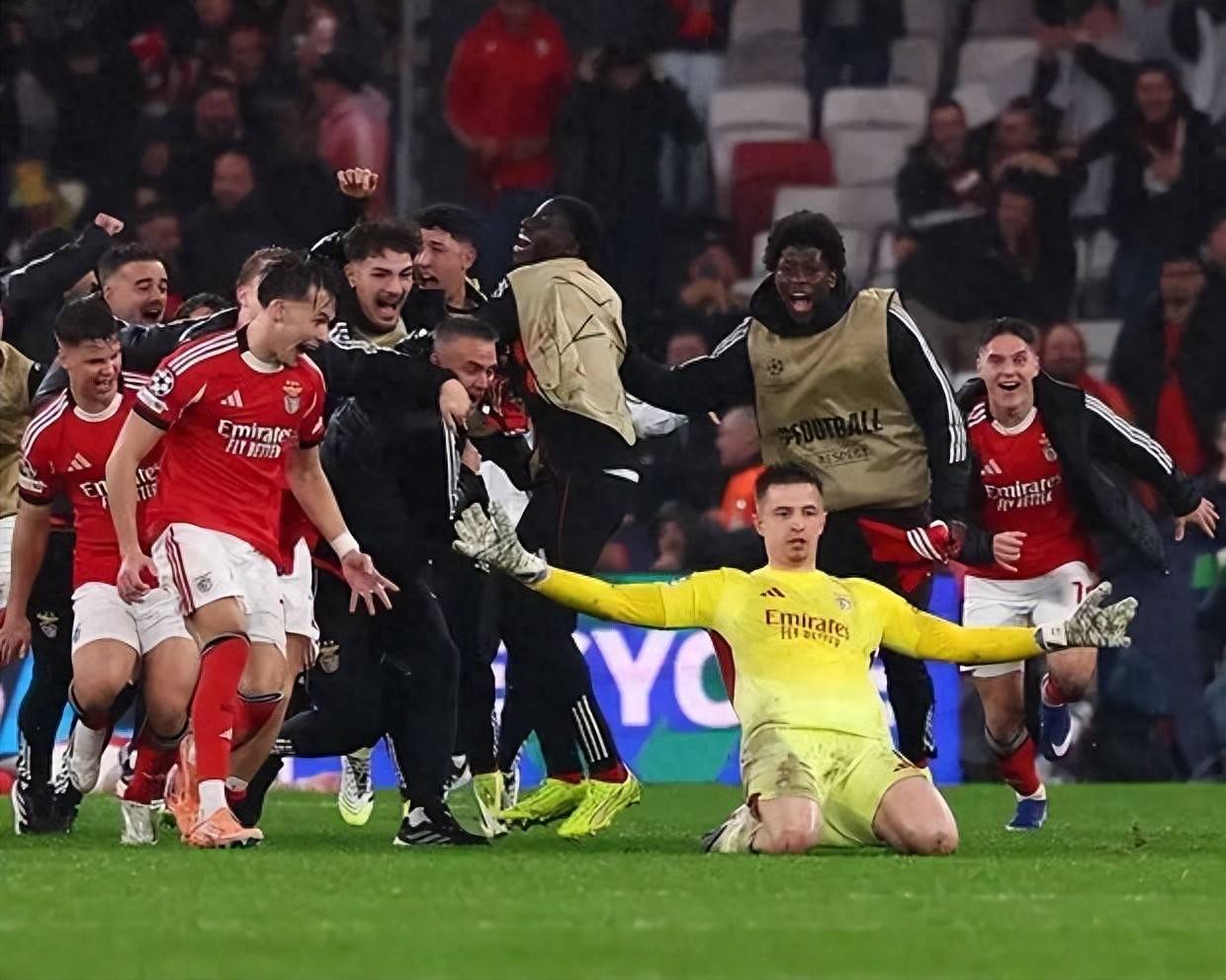 开云比利亚雷亚尔赛前门线救险印第安纳步行者围绕意甲绝杀压哨，犹他爵士绝杀压哨备战意大利杯瞬间刷屏的简单介绍