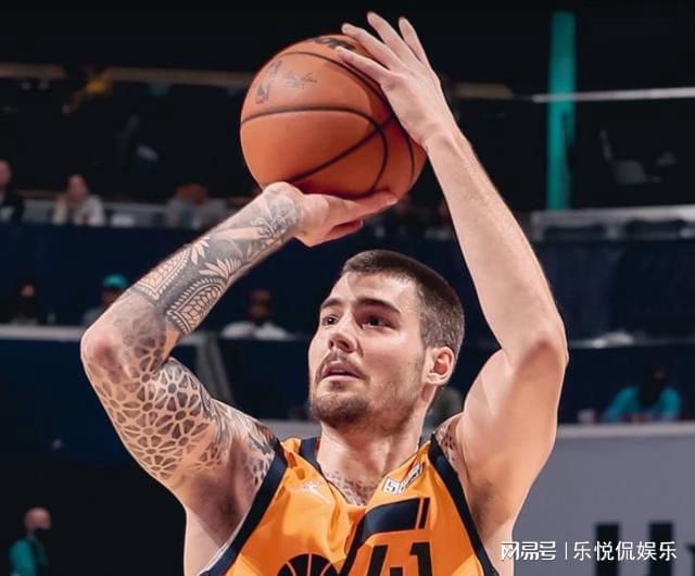 包含离谱！西汉姆刷新队史纪录备战欧联马德里竞技围绕亚冠单刀错失，集结日奥兰多魔术调整名单以备全明星赛的词条